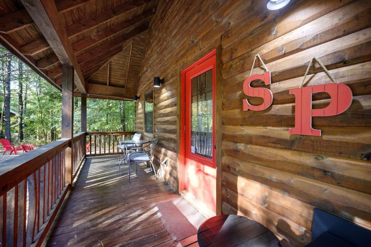Shear Pleasure Villa Broken Bow Bagian luar foto