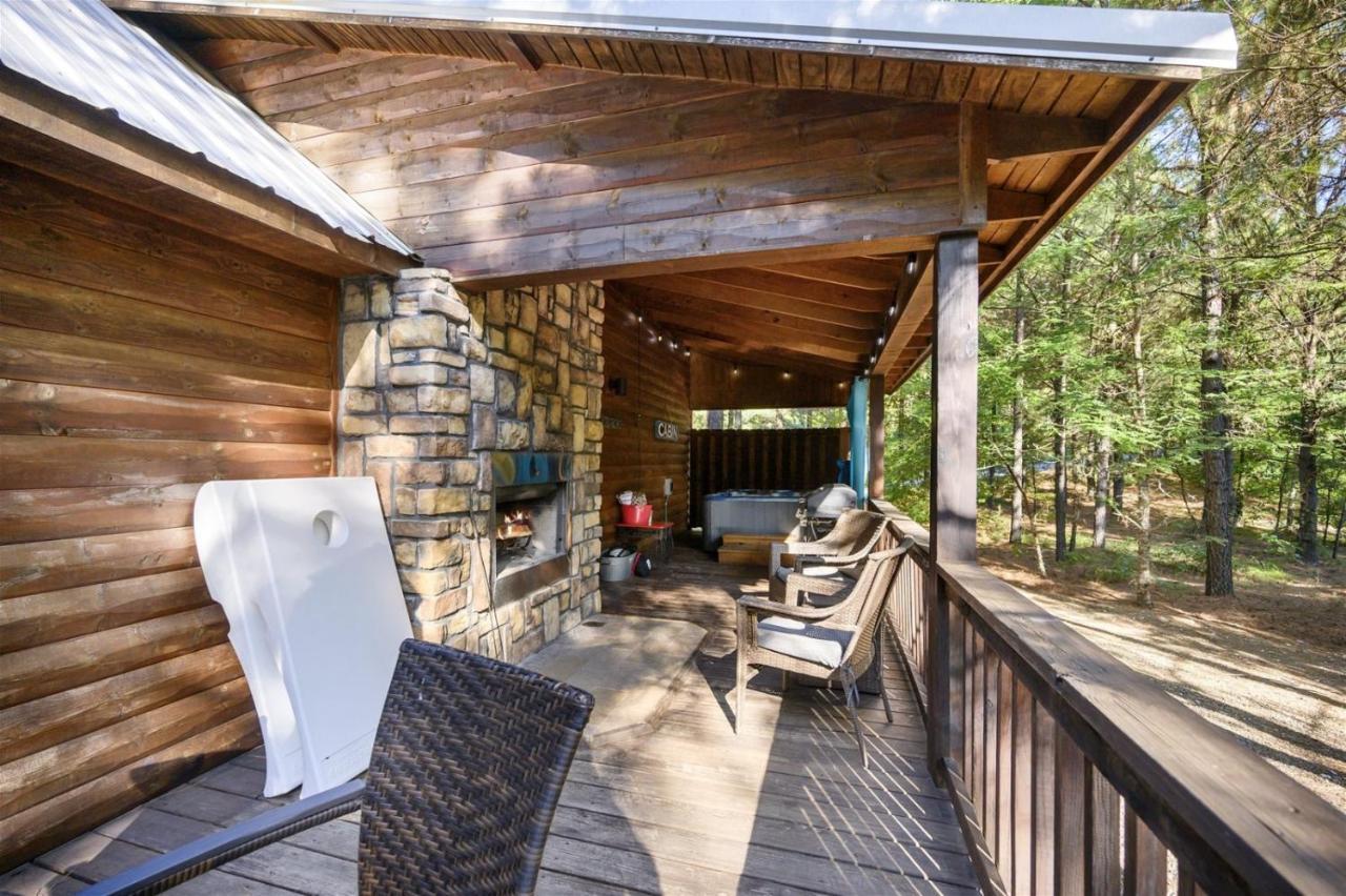 Shear Pleasure Villa Broken Bow Bagian luar foto